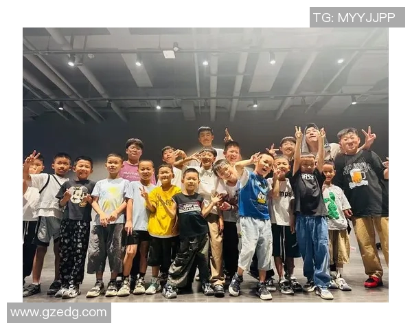 街舞力量实力榜单权威发布引领舞蹈新潮流与风尚